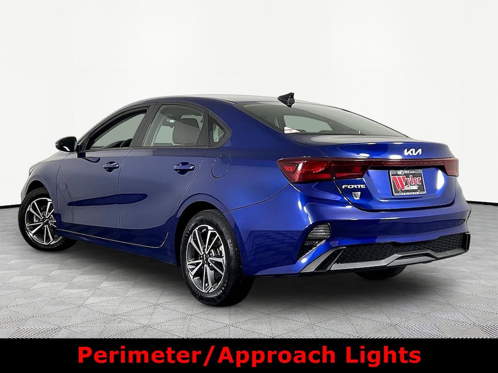 Used 2023 Kia Forte LXS IVT Sedan