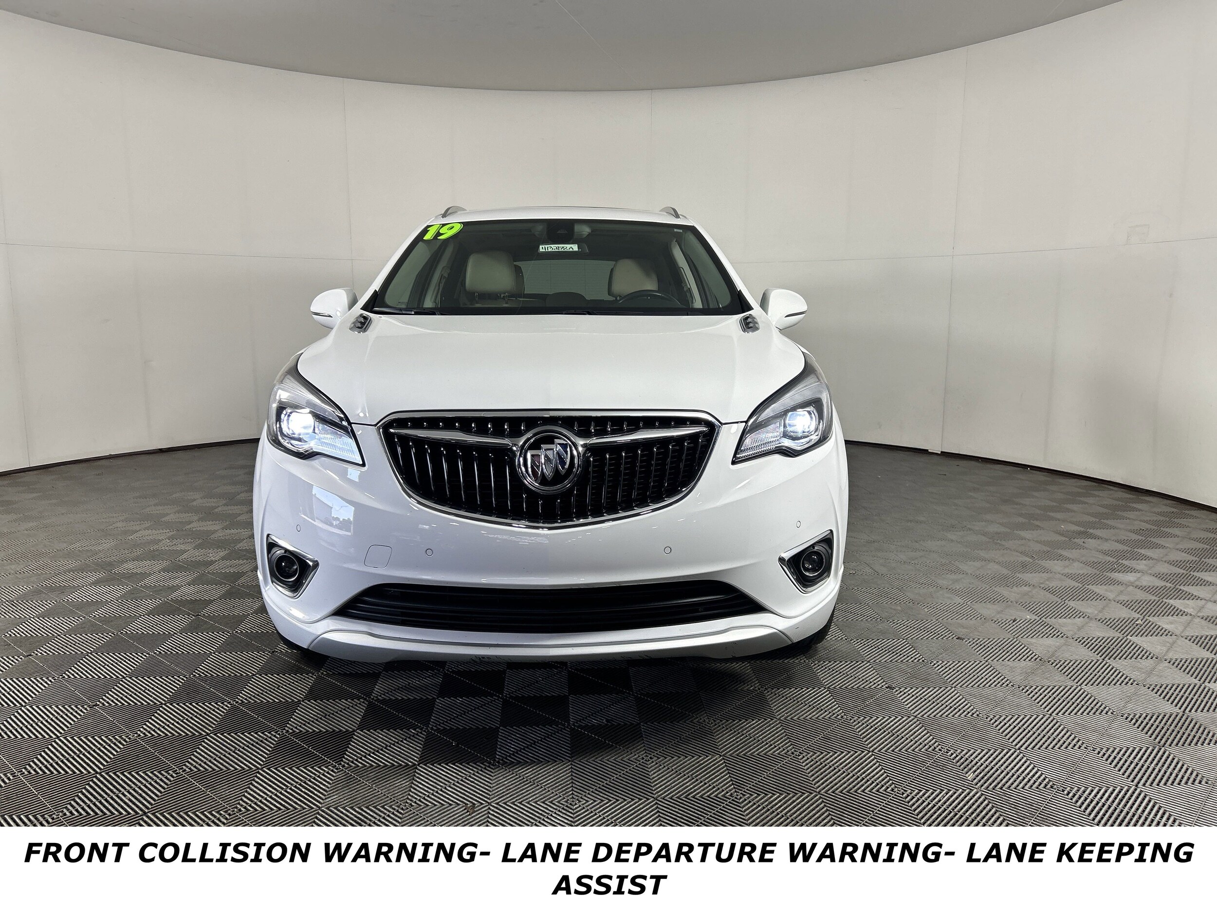 2019 Buick Envision Premium photo 2