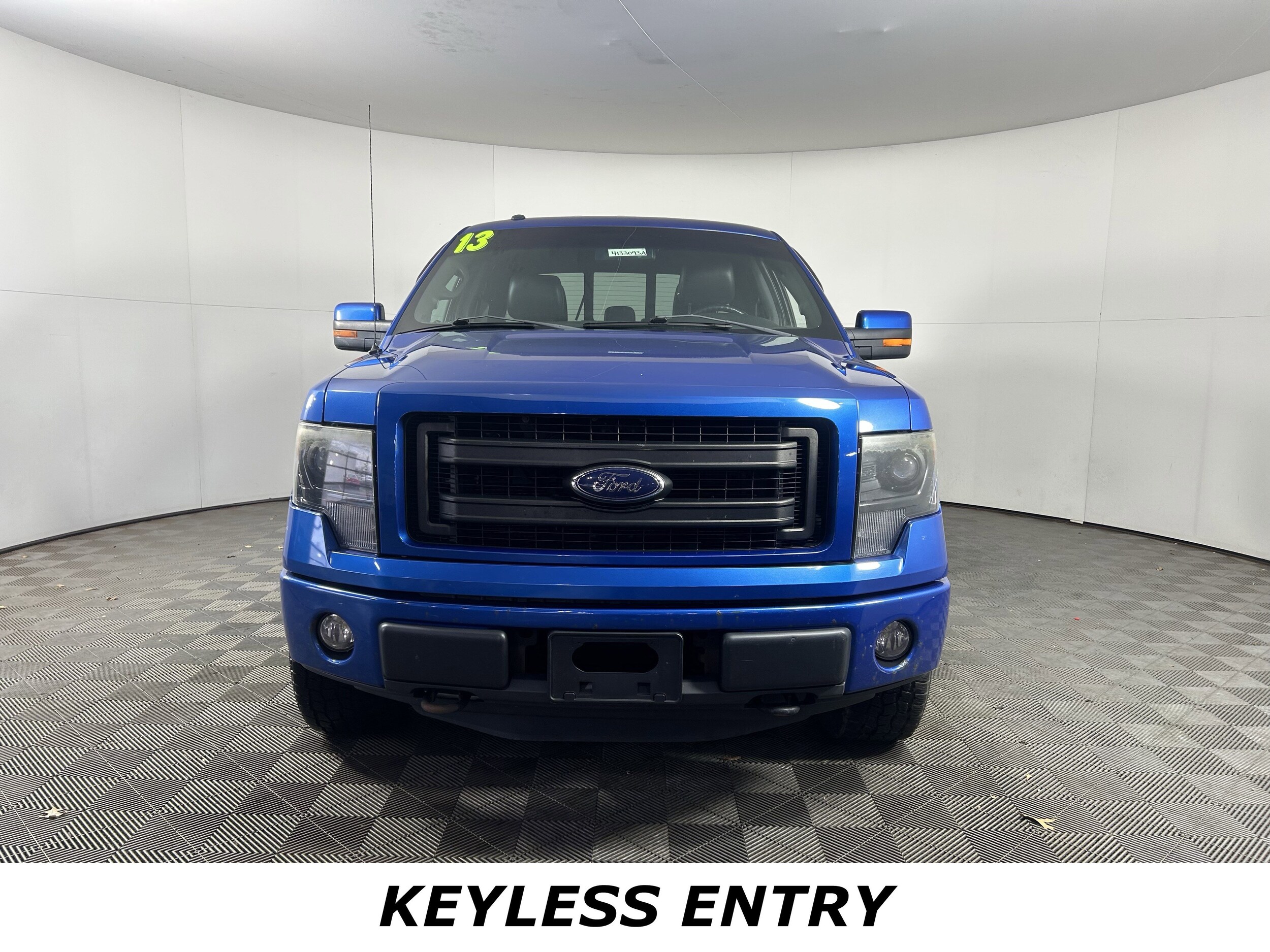 2013 Ford F-150 photo 2