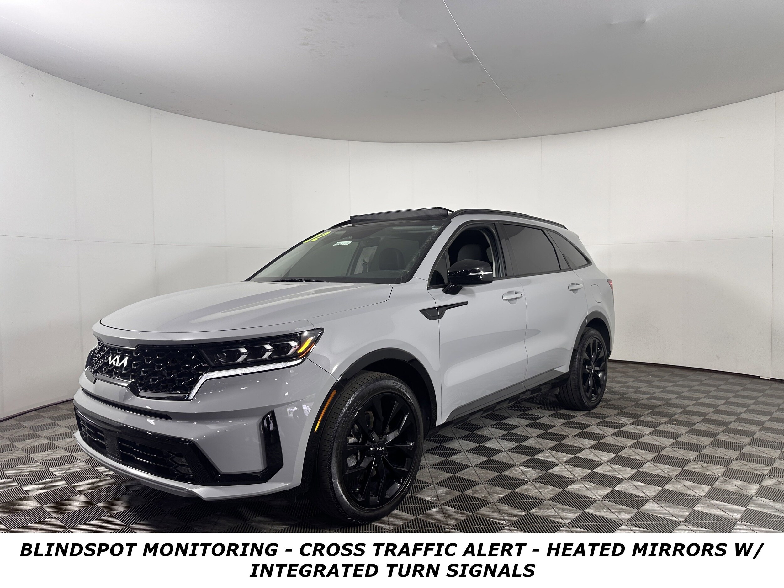 2022 Kia Sorento SX photo 3