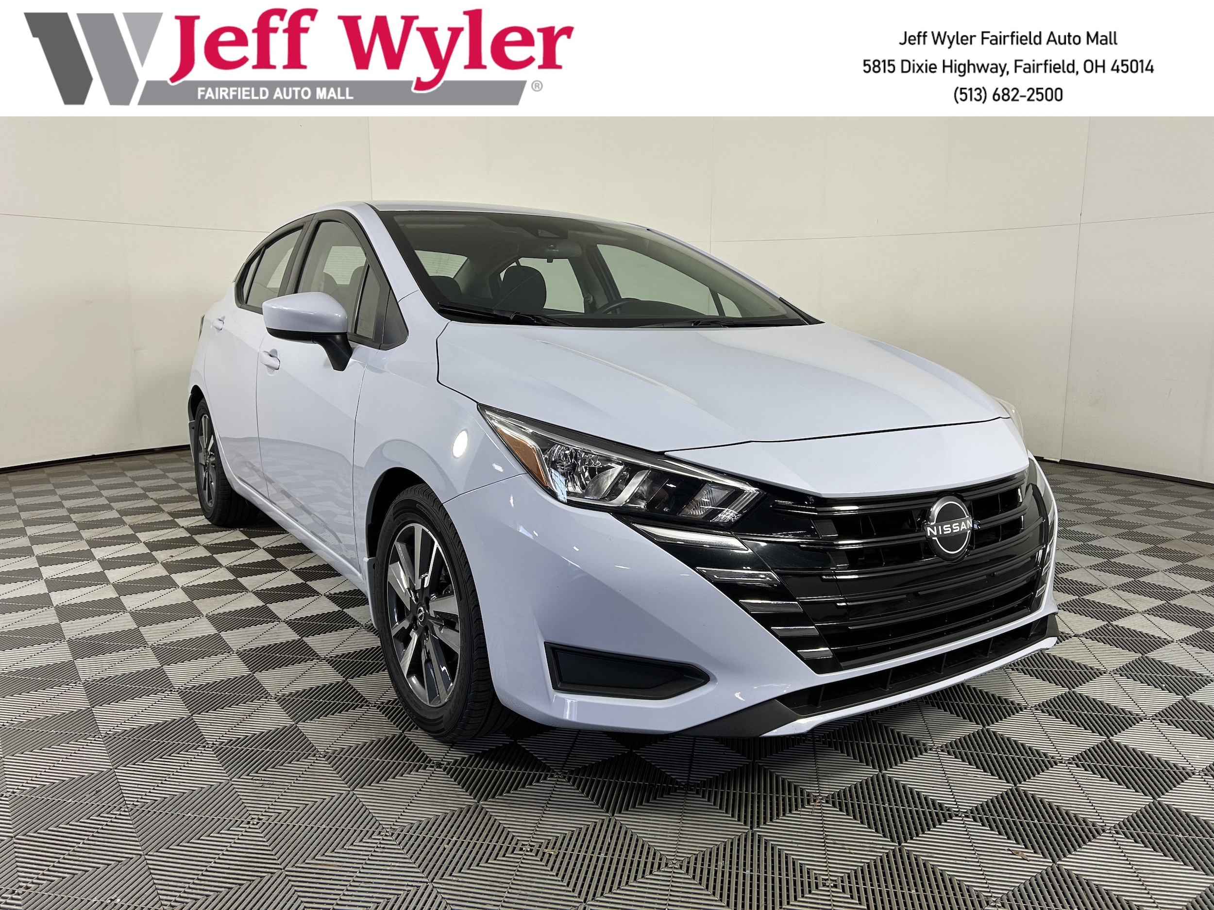 2023 Nissan Versa Sedan SV