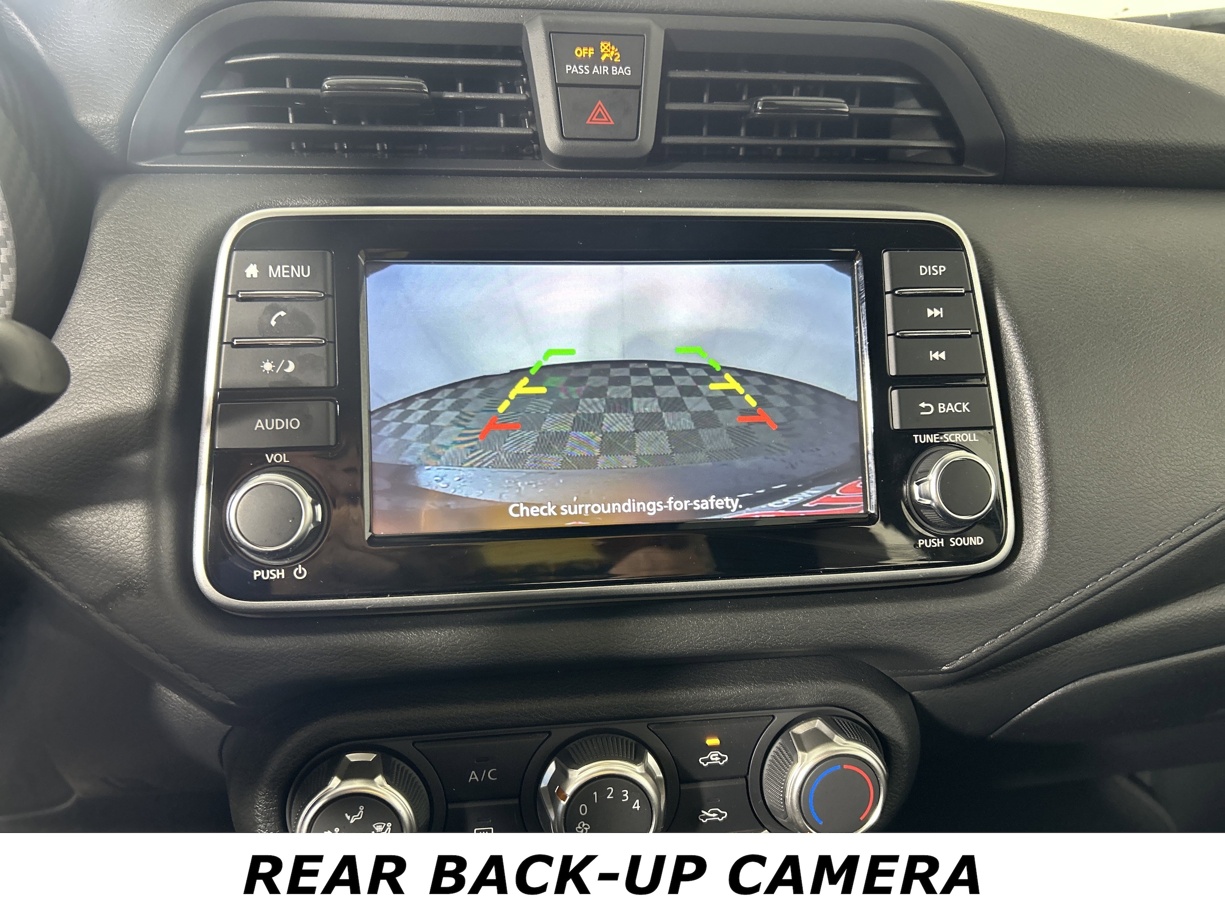 2024 Nissan Versa S photo 3