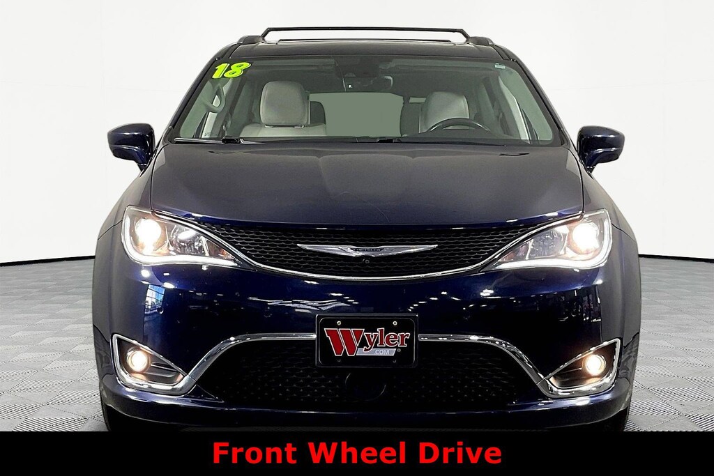 Used 2018 Chrysler Pacifica Touring L Plus FWD Van