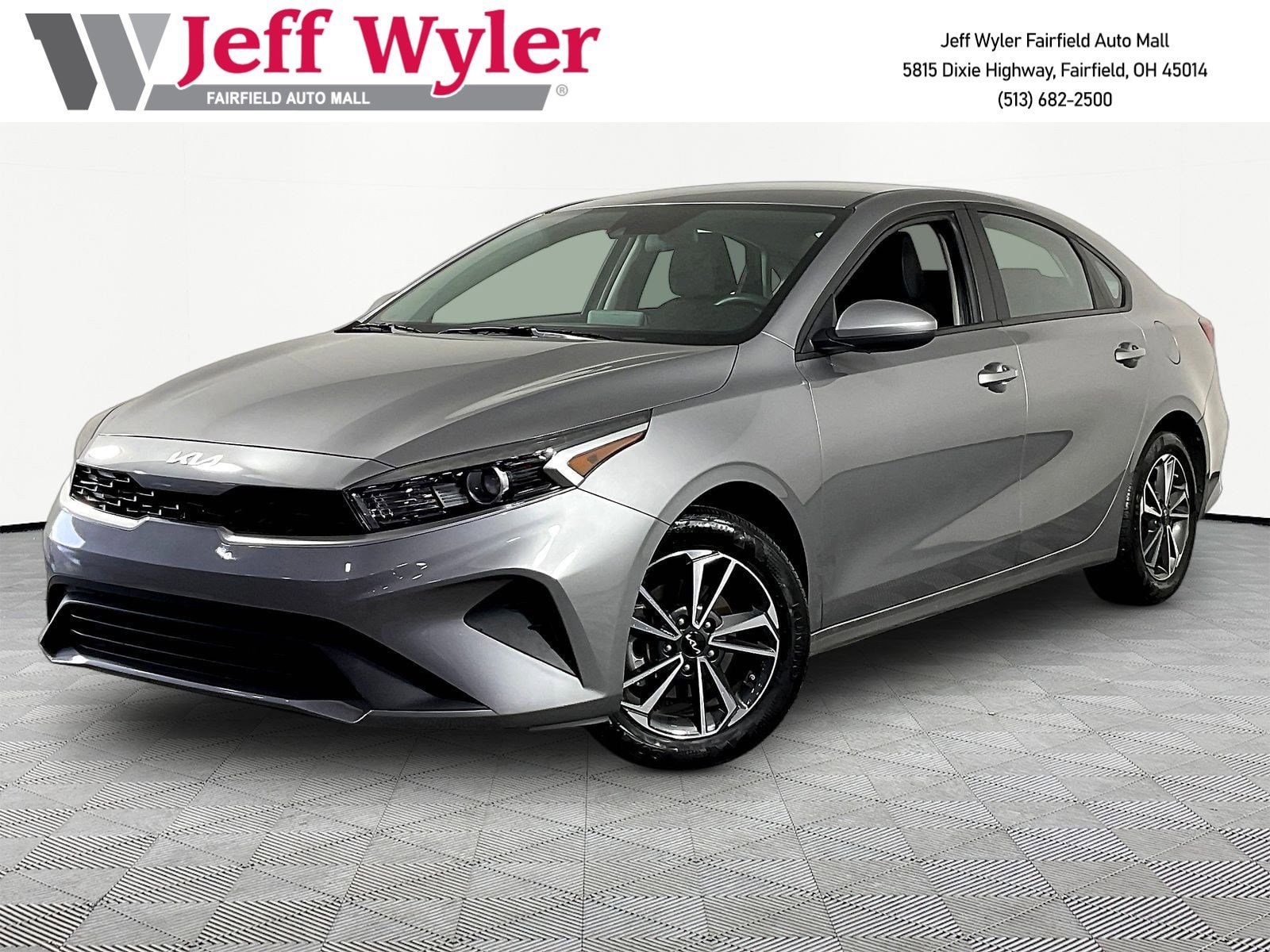 2024 Kia Forte LXS AT's photo