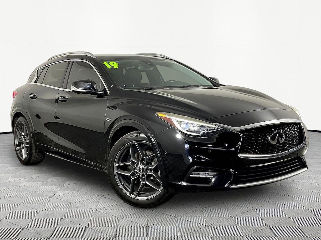 Used 2019 INFINITI QX30 ESSENTIAL FWD SUV