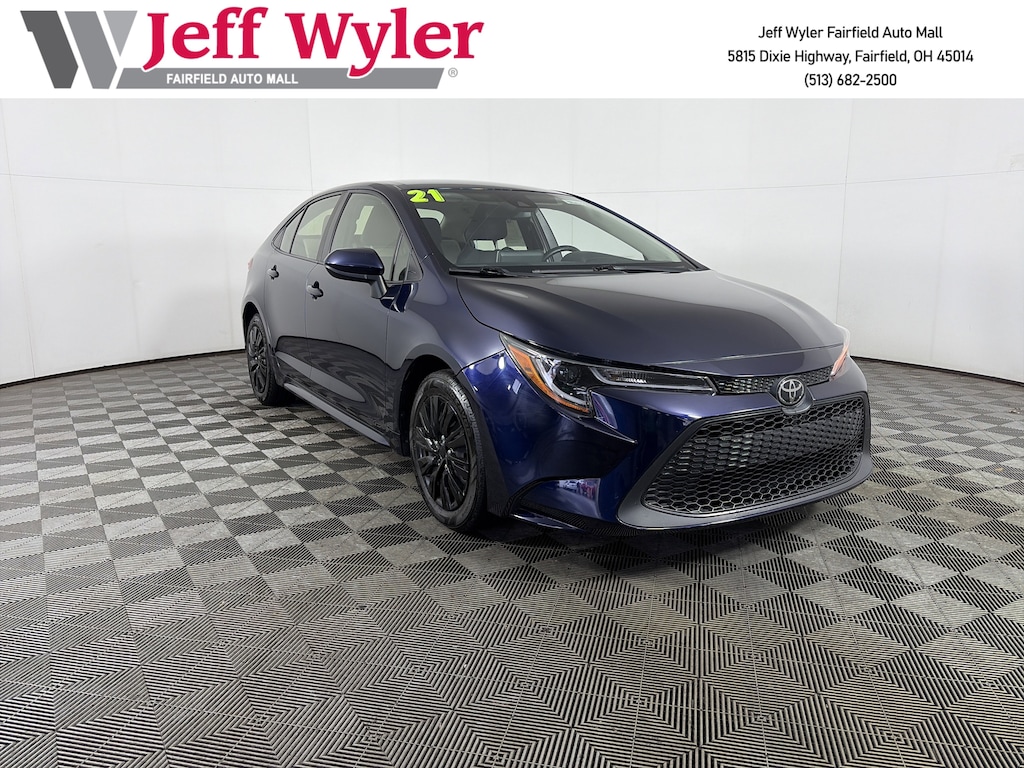 Used 2021 Toyota Corolla LE CVT Sedan