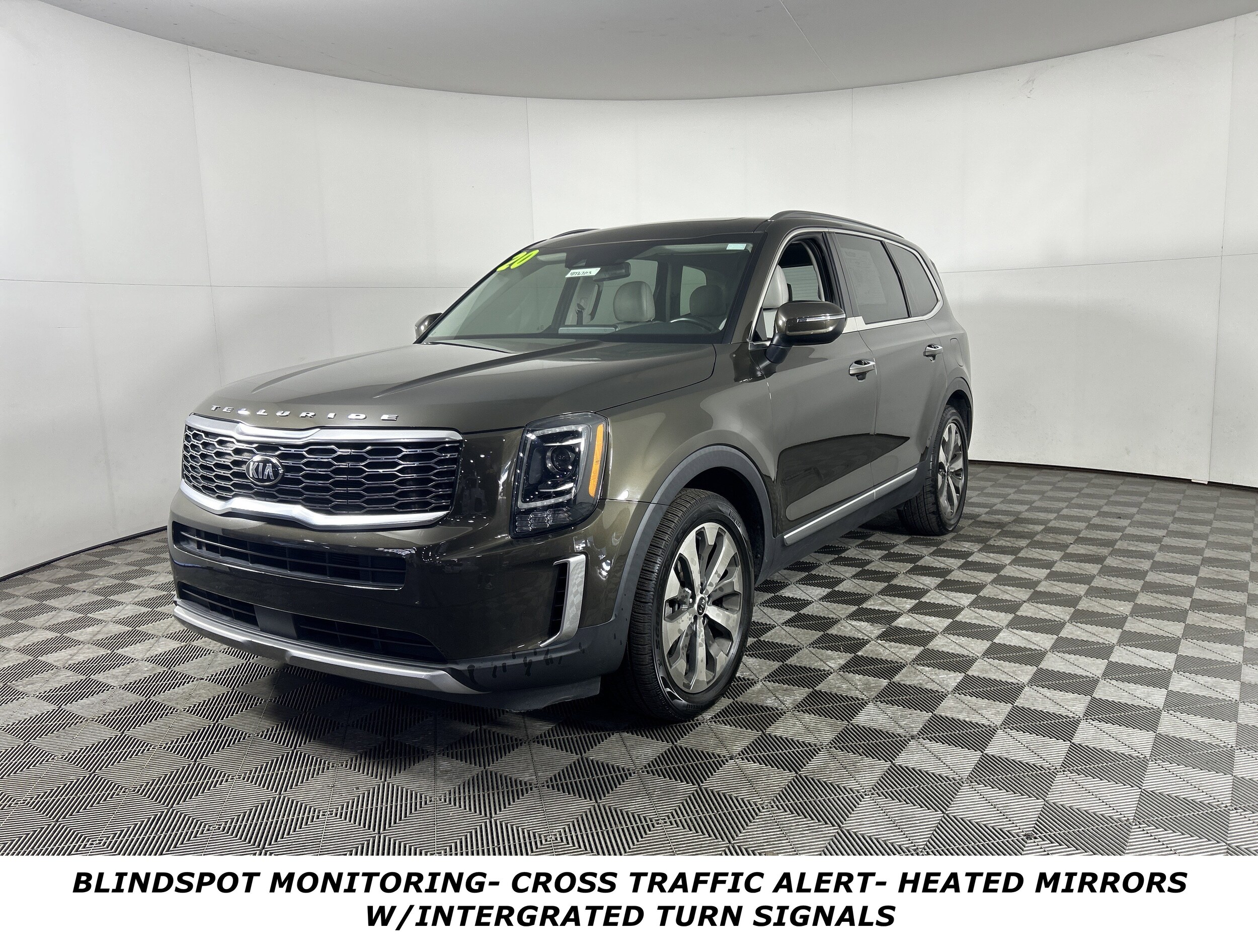 2020 Kia Telluride S photo 3