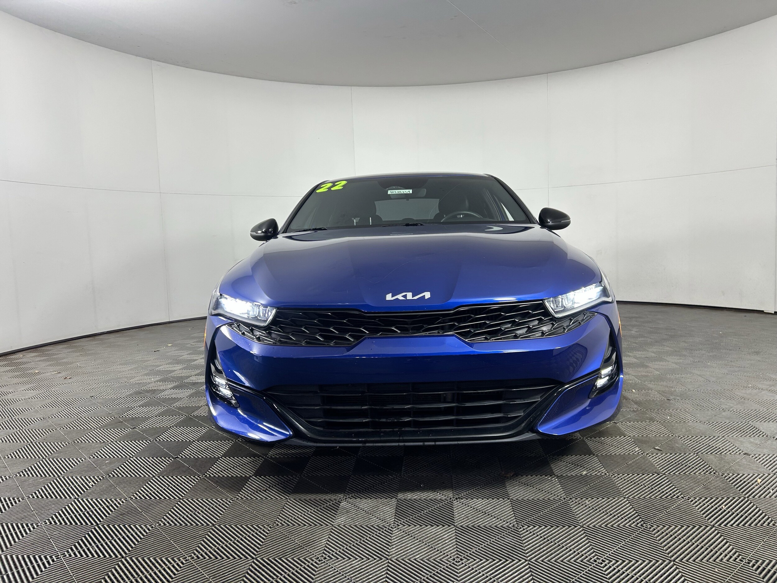 2022 Kia K5 GT-Line photo 2