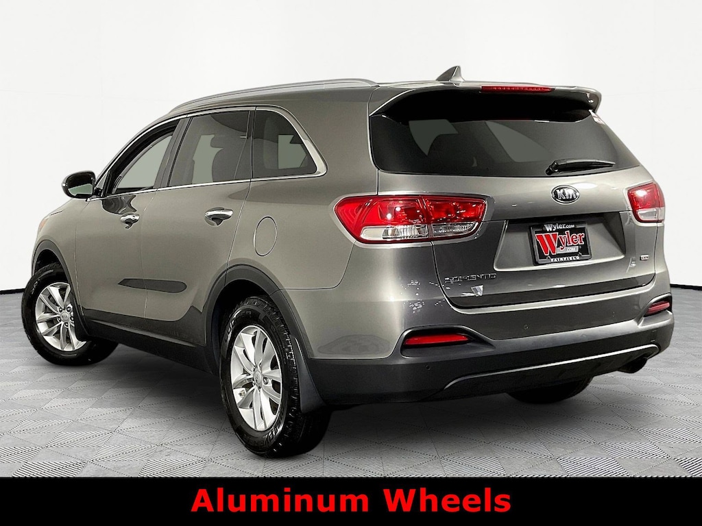 Used 2017 Kia Sorento LX FWD SUV
