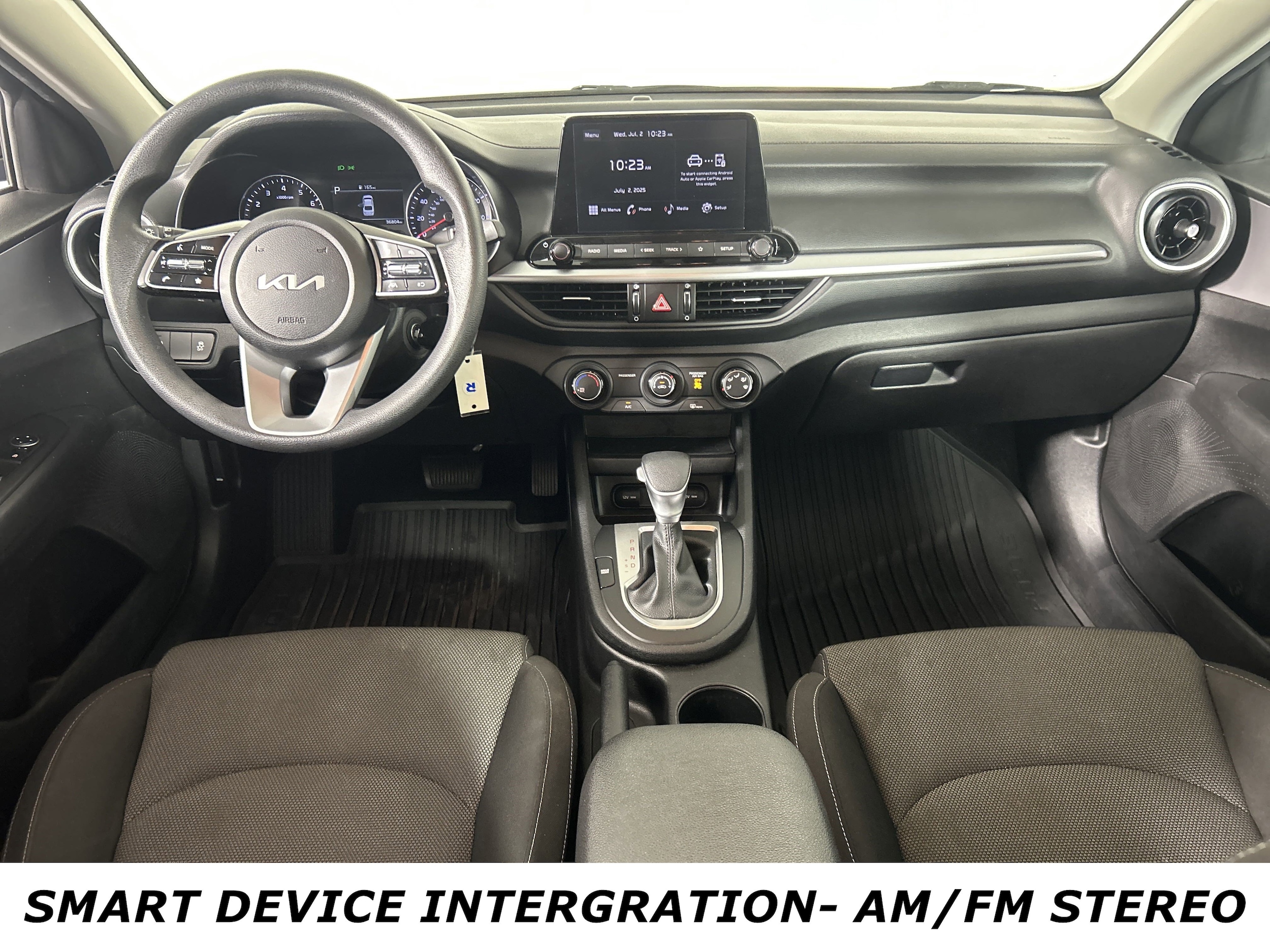 2023 Kia Forte LXS photo 3