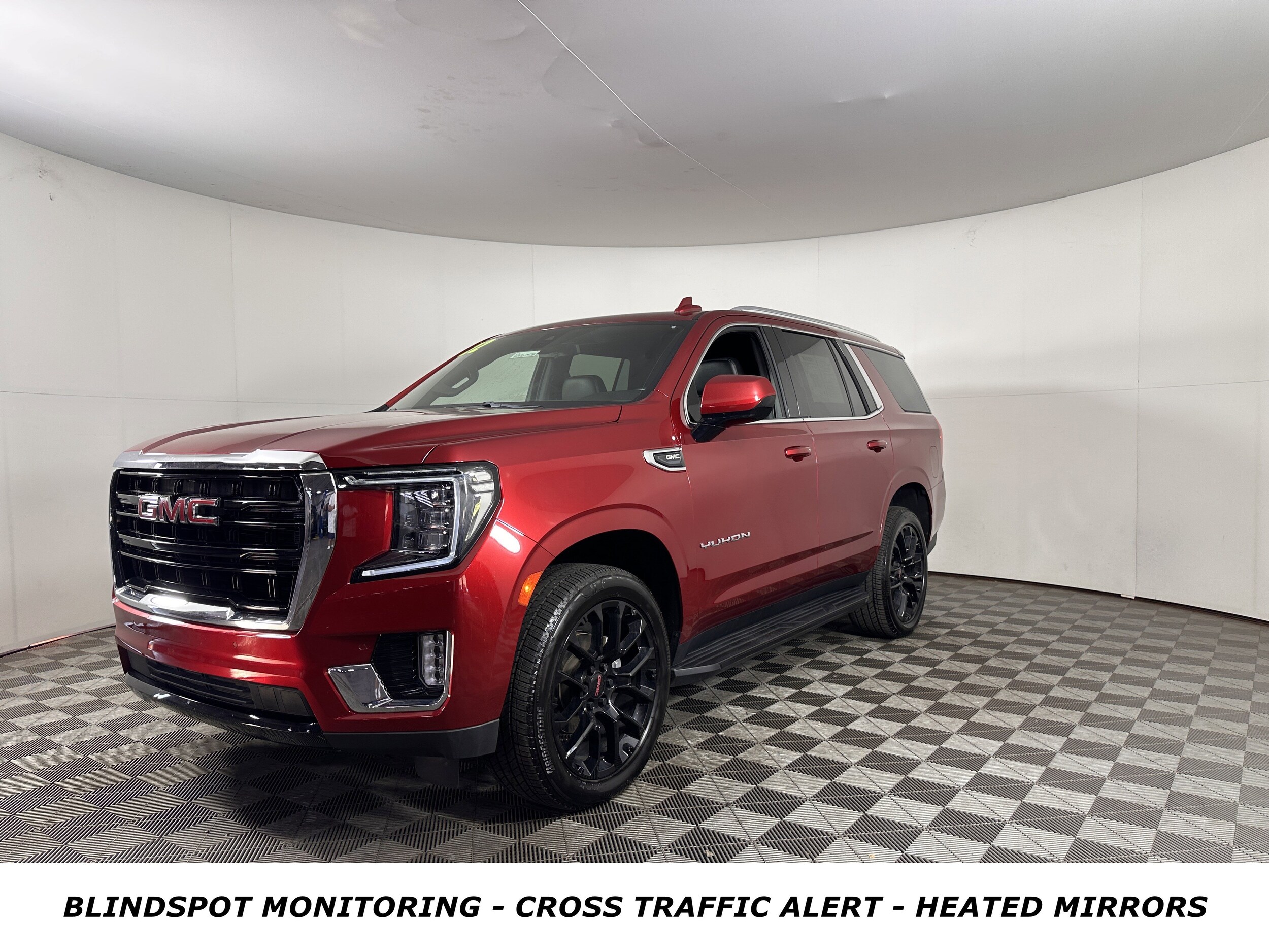 2022 Gmc Yukon SLE photo 3