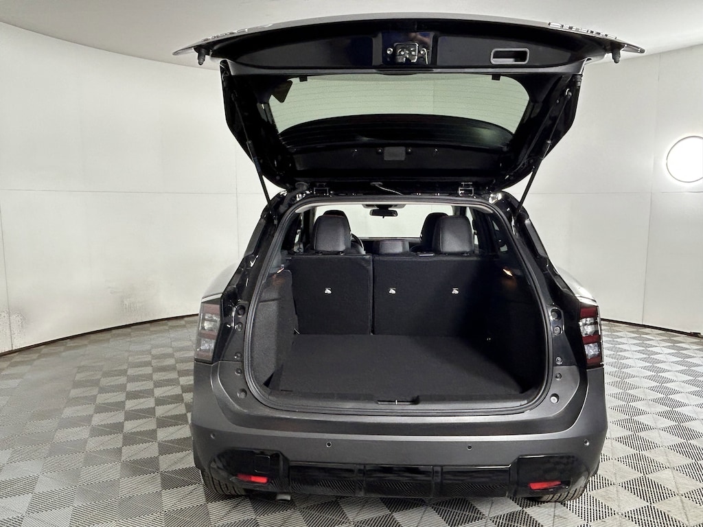 Certified 2025 Nissan Kicks SR AWD SUV