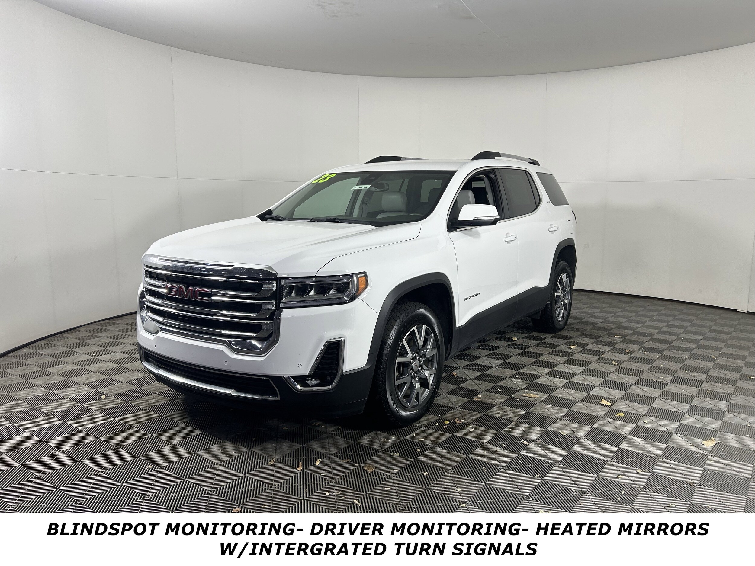 2023 Gmc Acadia SLT photo 3