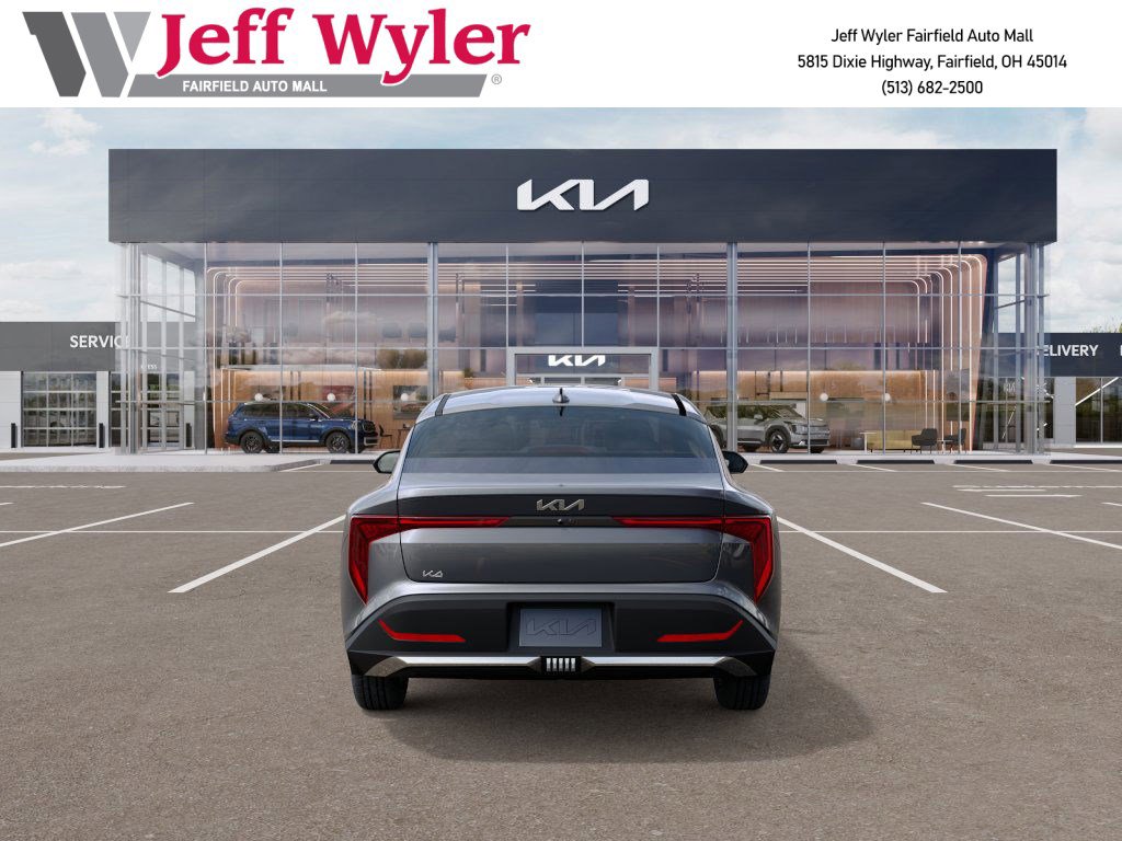 2025 Kia K4 LXS photo 4