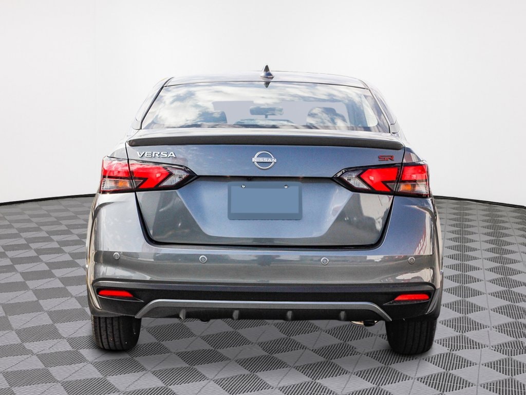 New 2025 Nissan Versa 1.6 SR Sedan