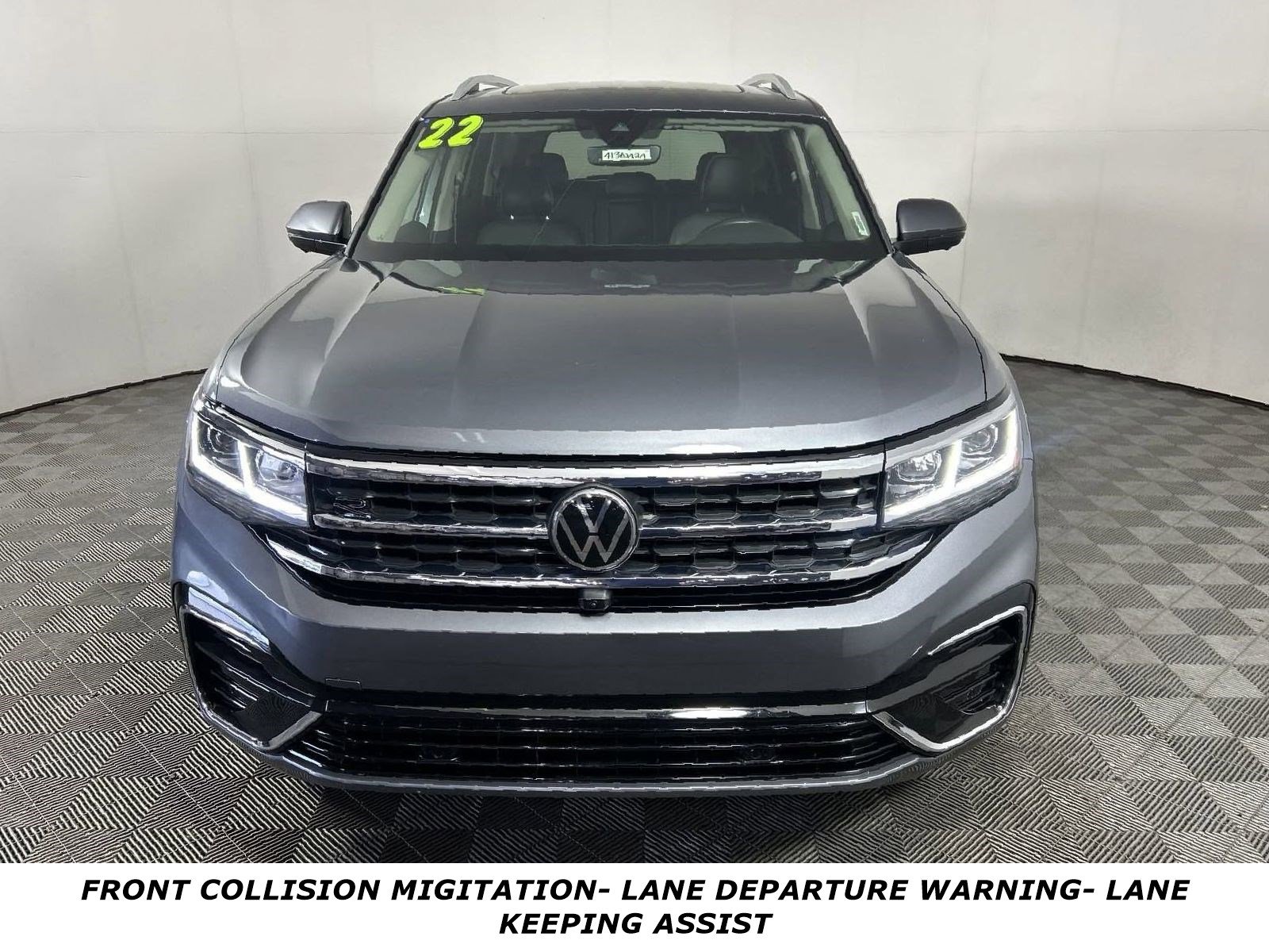 Used 2022 Volkswagen Atlas SEL Premium R-Line with VIN 1V2FR2CA3NC539037 for sale in Fairfield, OH