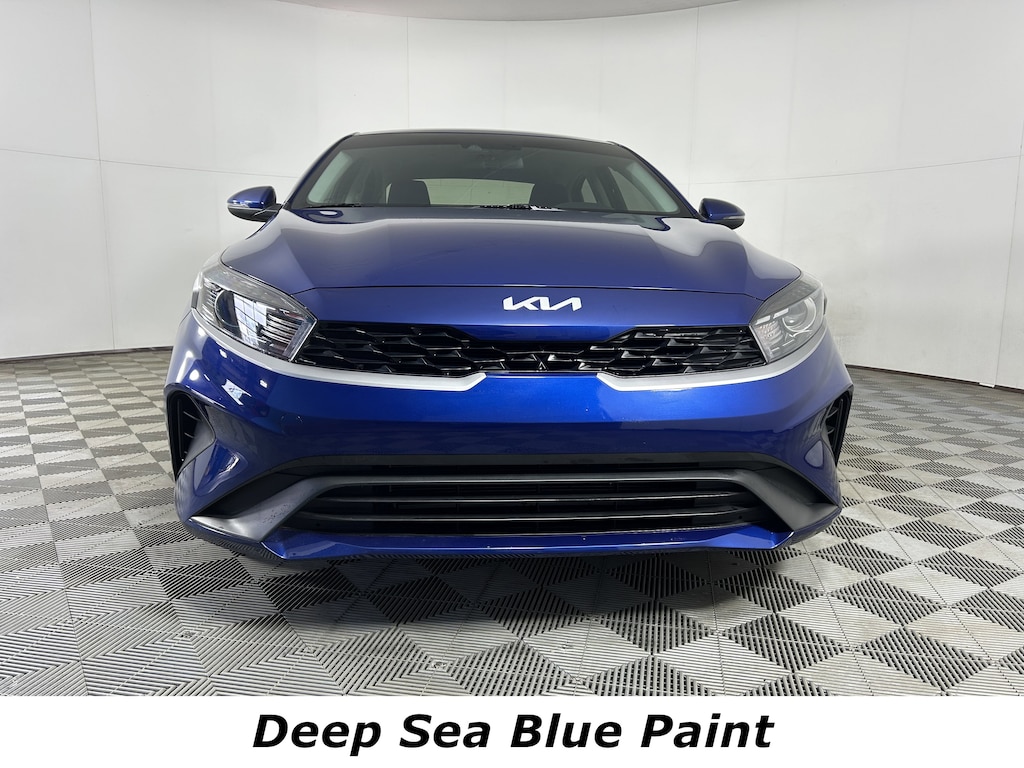 Used 2024 Kia Forte LXS IVT Sedan