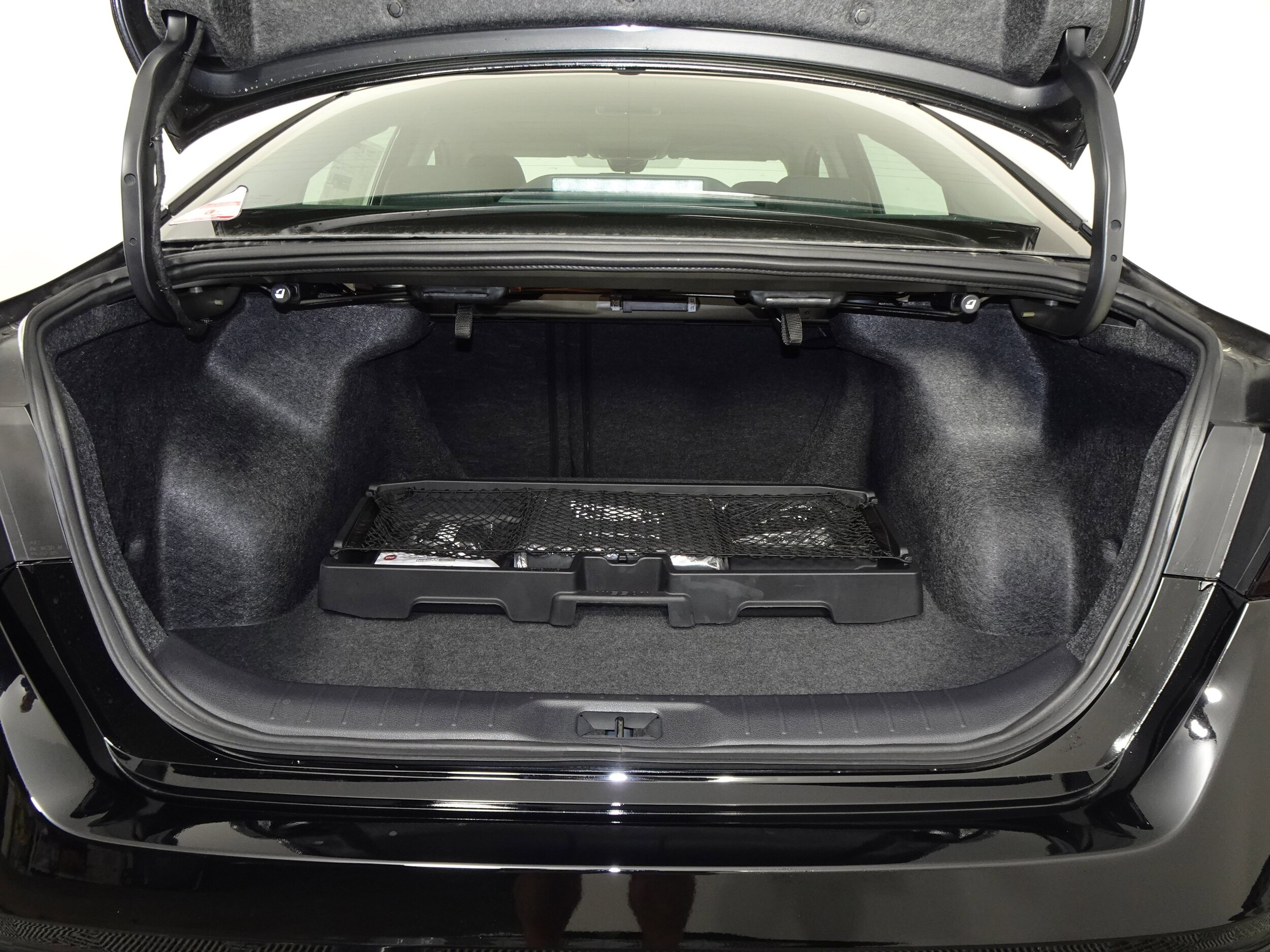 2025 Nissan Altima SL photo 4