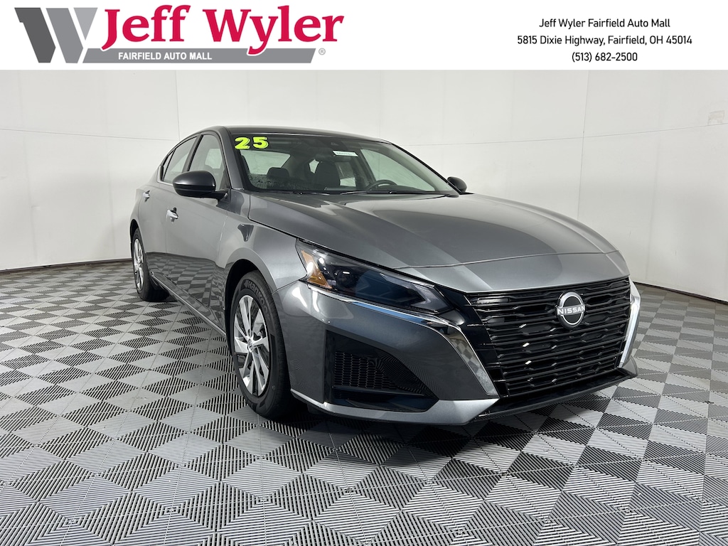 Used 2025 Nissan Altima S FWD Sedan