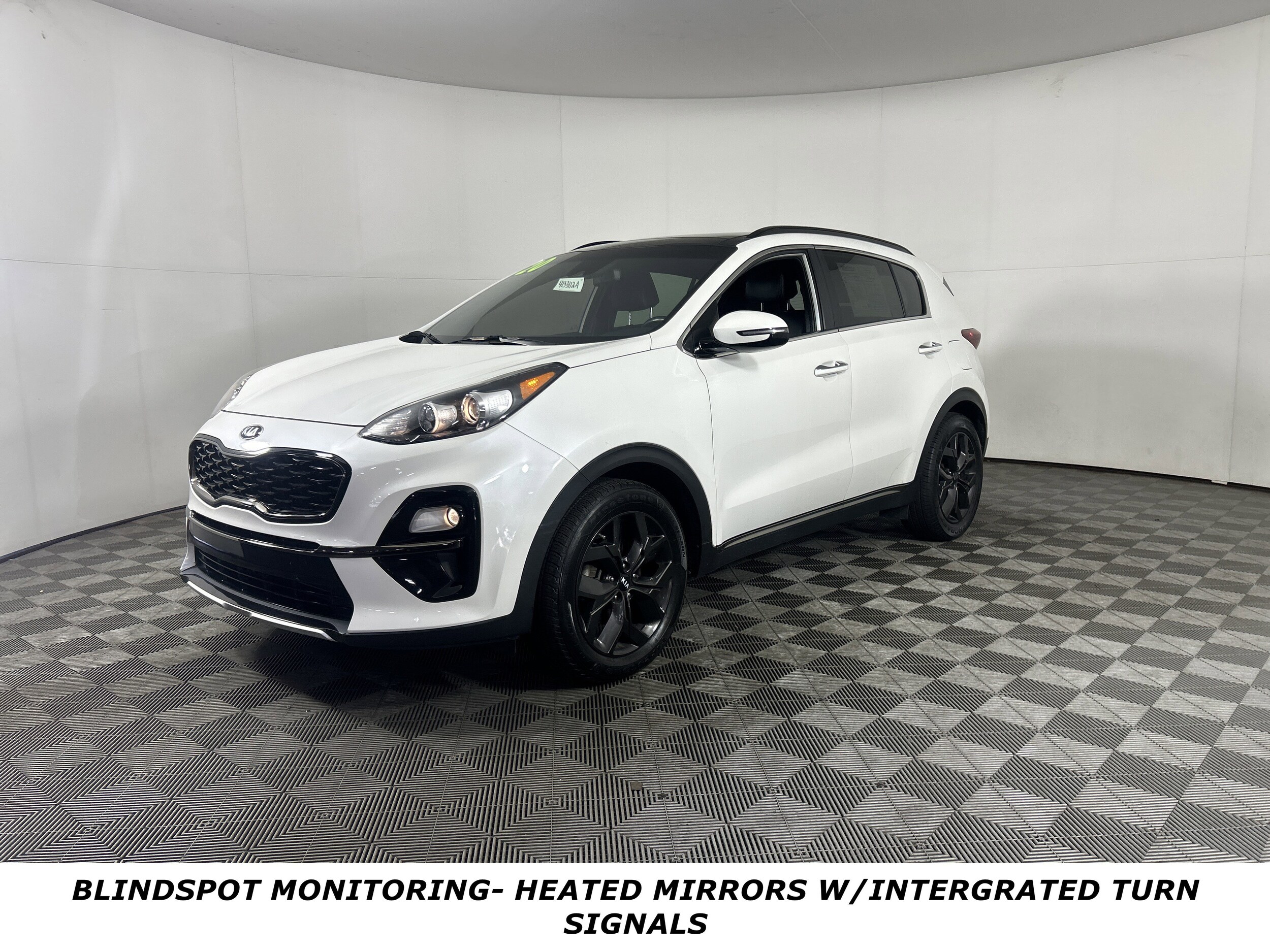 2020 Kia Sportage S photo 3