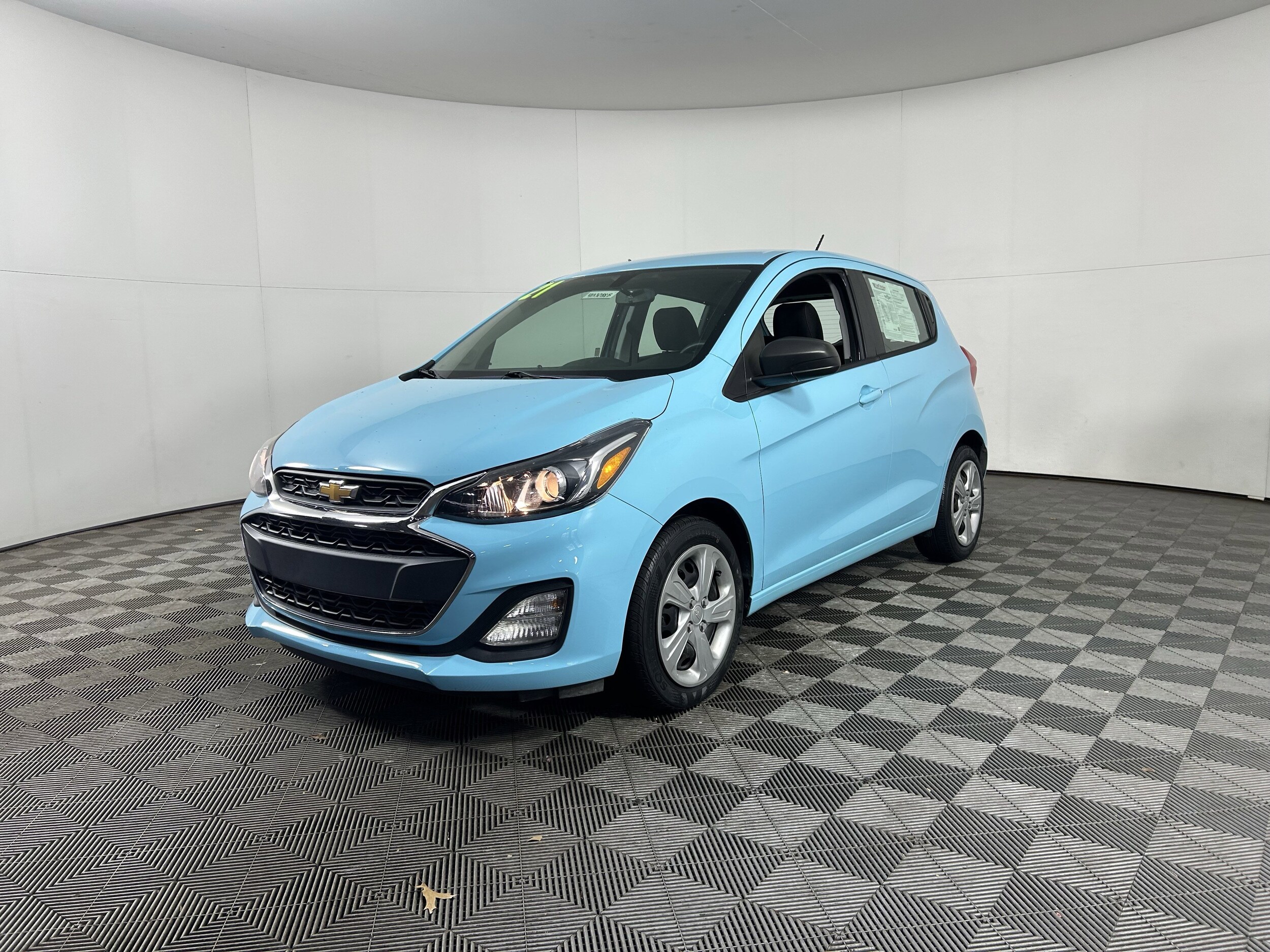 2021 Chevrolet Spark LS photo 2