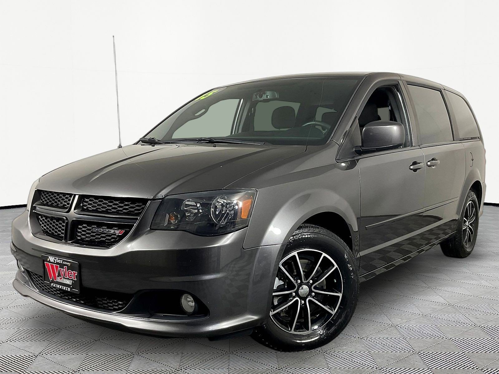 2015 Dodge Grand Caravan SXT's photo