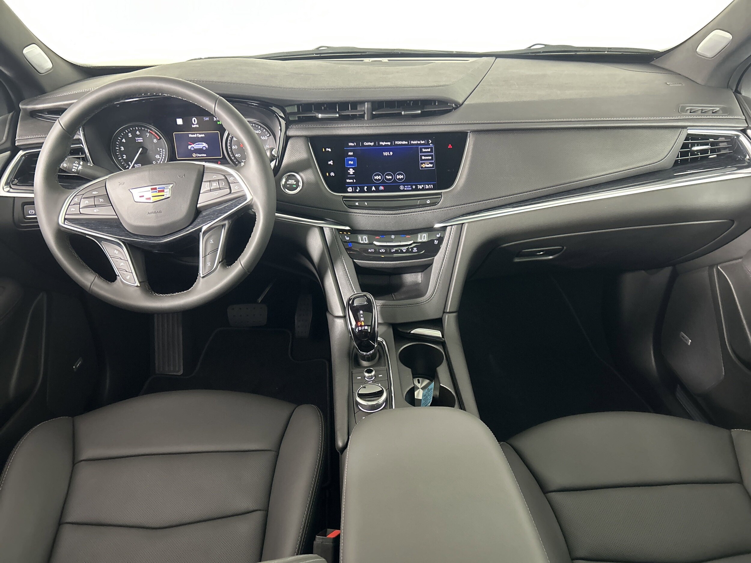 2025 Cadillac XT5 Premium Luxury photo 4
