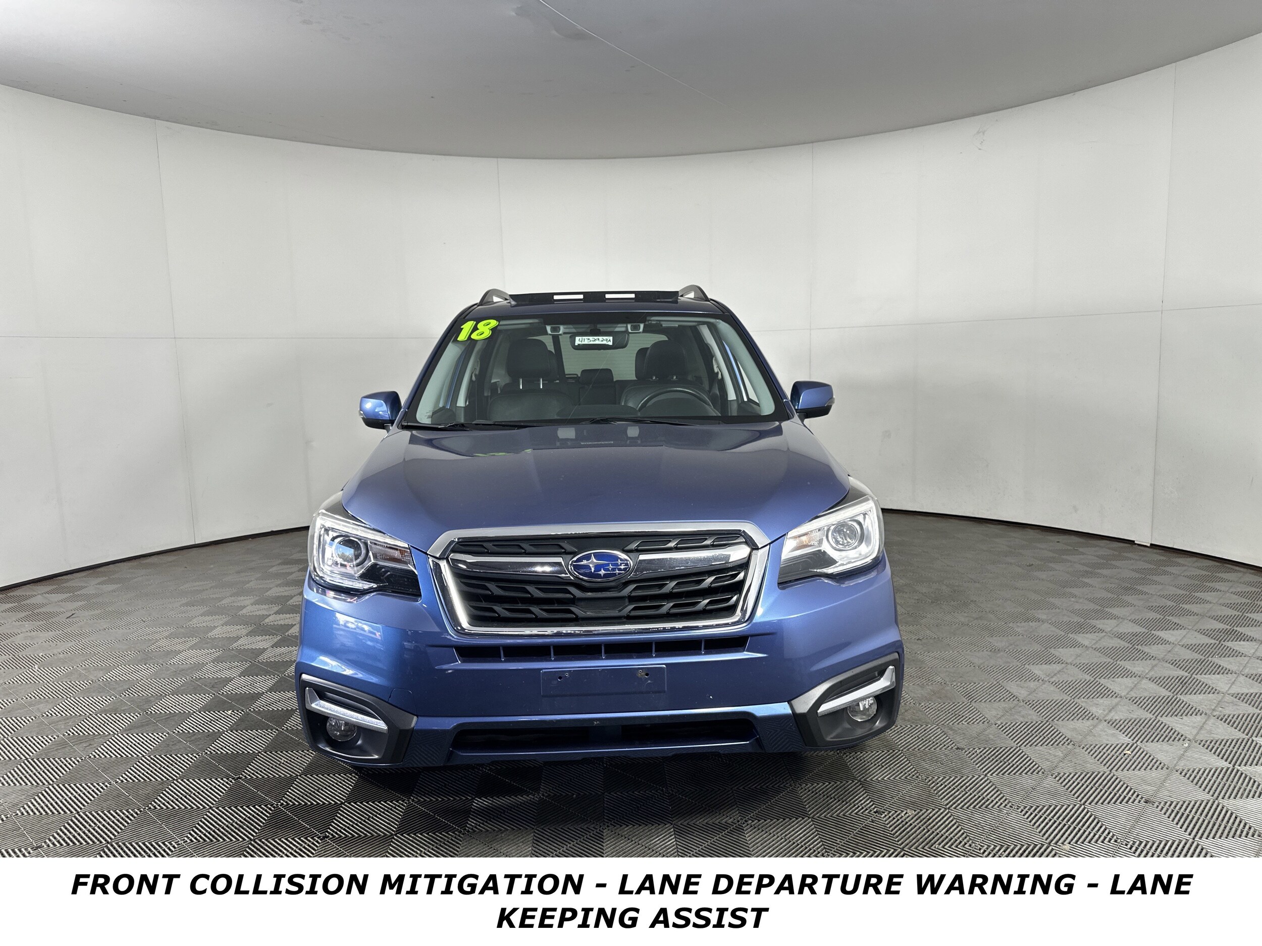 2018 Subaru Forester 2.5i Touring photo 2
