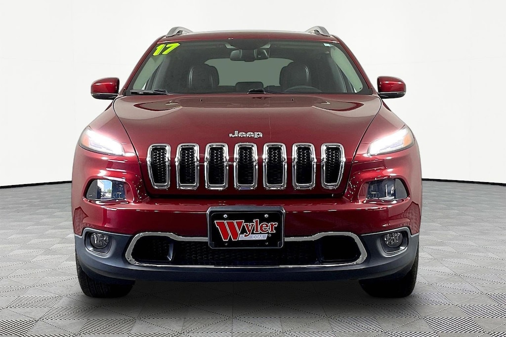 Used 2017 Jeep Cherokee Limited 4x4 SUV