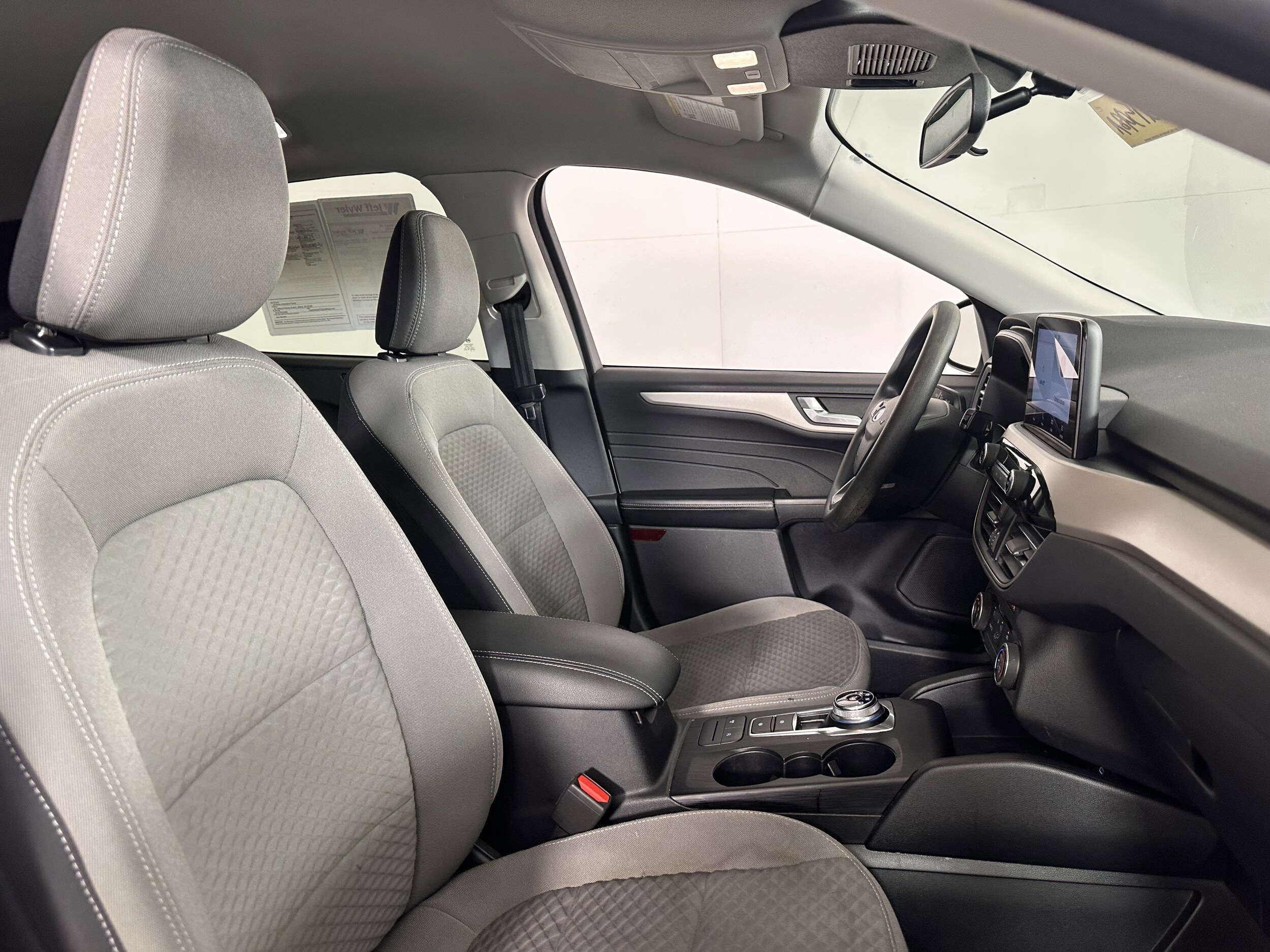 2021 Ford Escape SE photo 4