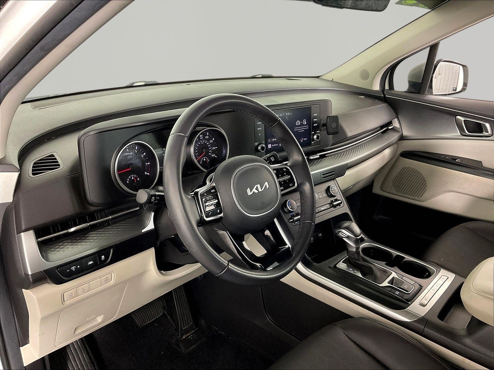 2023 Kia Carnival LX Seat Pkg - Photo 20