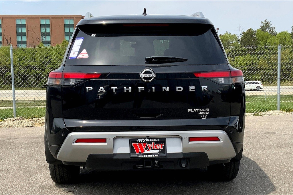 New 2025 Nissan Pathfinder Platinum SUV