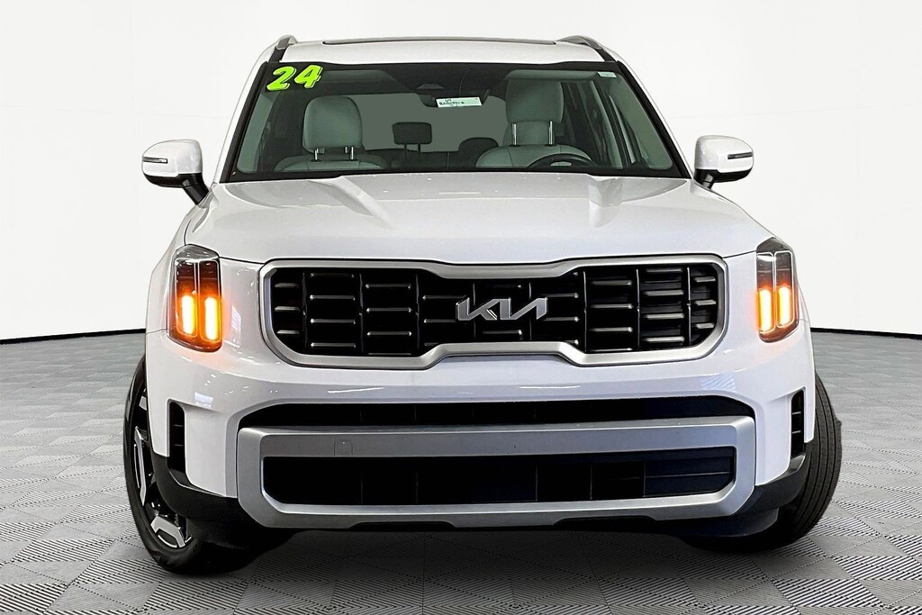 Used 2024 Kia Telluride S AWD SUV