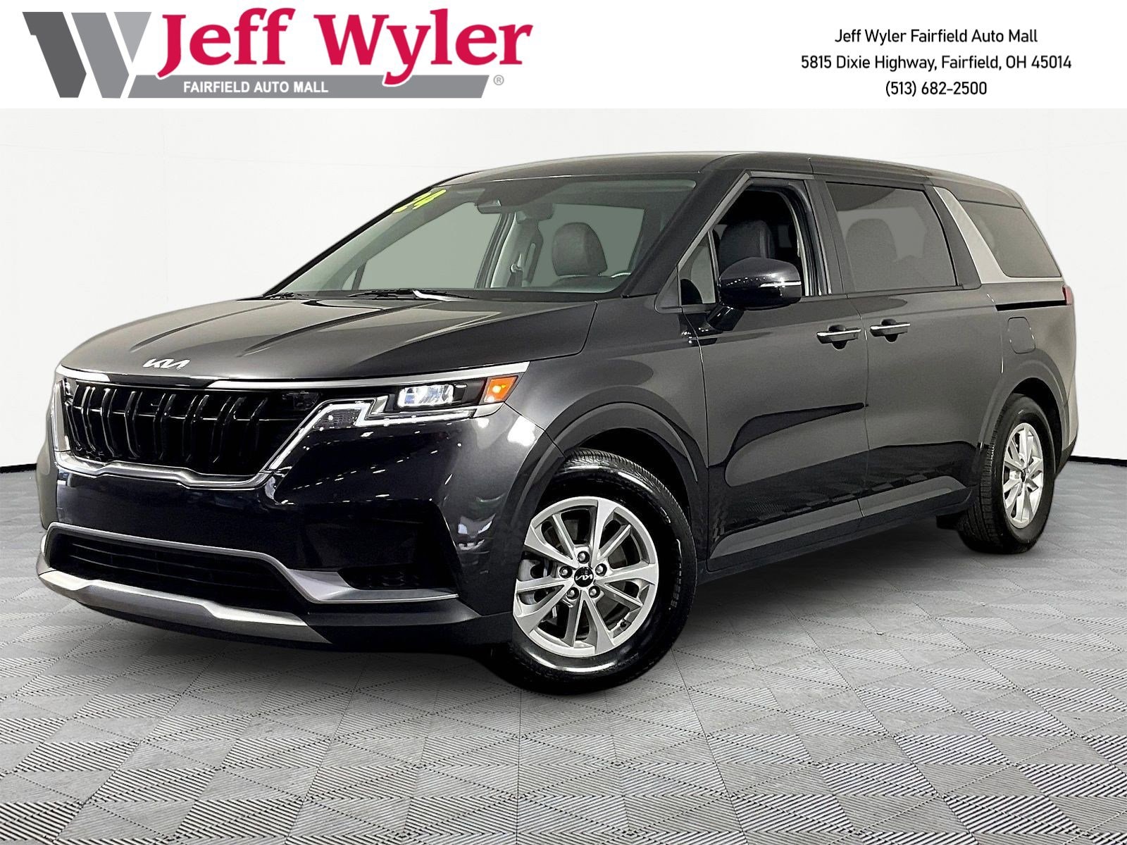 2024 Kia Sedona LX Seat Pkg's photo