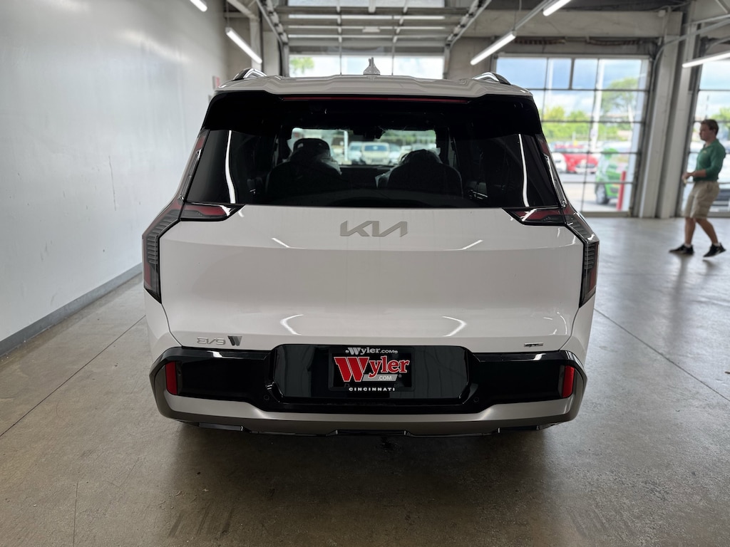 New 2026 Kia EV9 GT-Line SUV