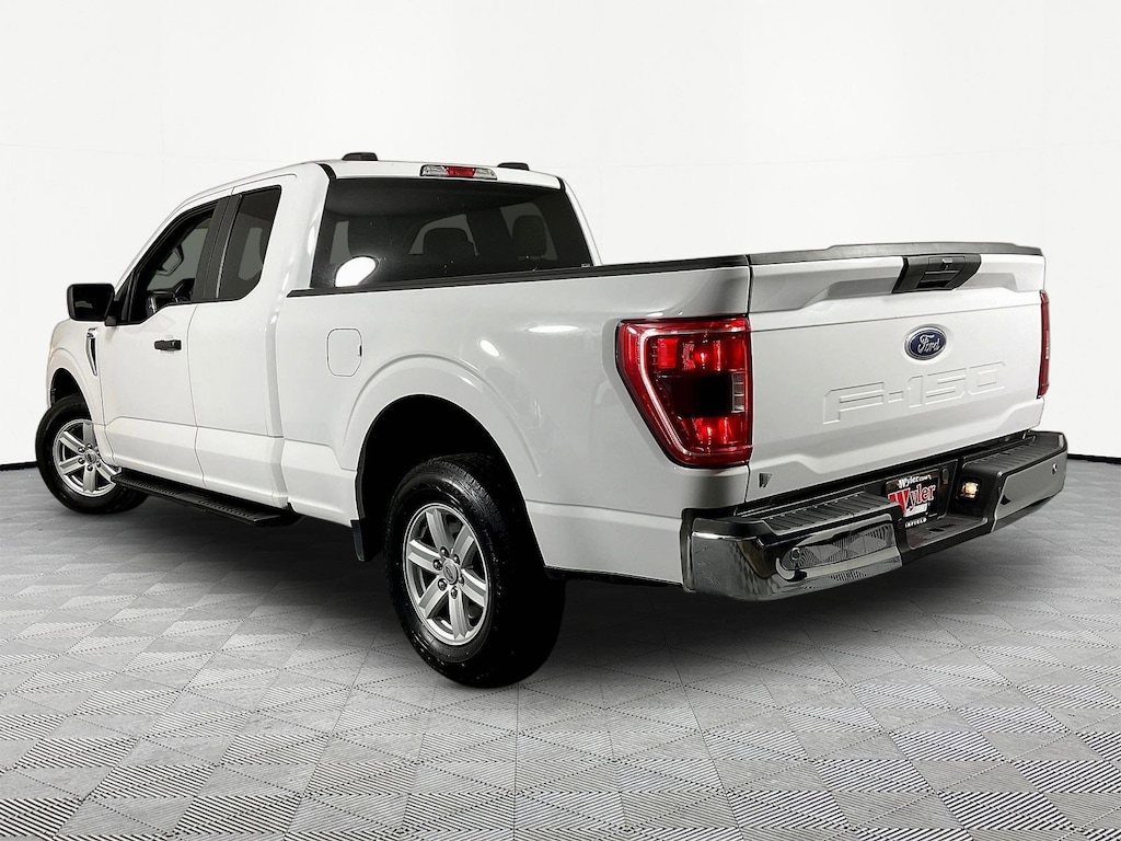 Used 2022 Ford F-150 XLT 2WD SuperCab 6.5 Box Truck SuperCab