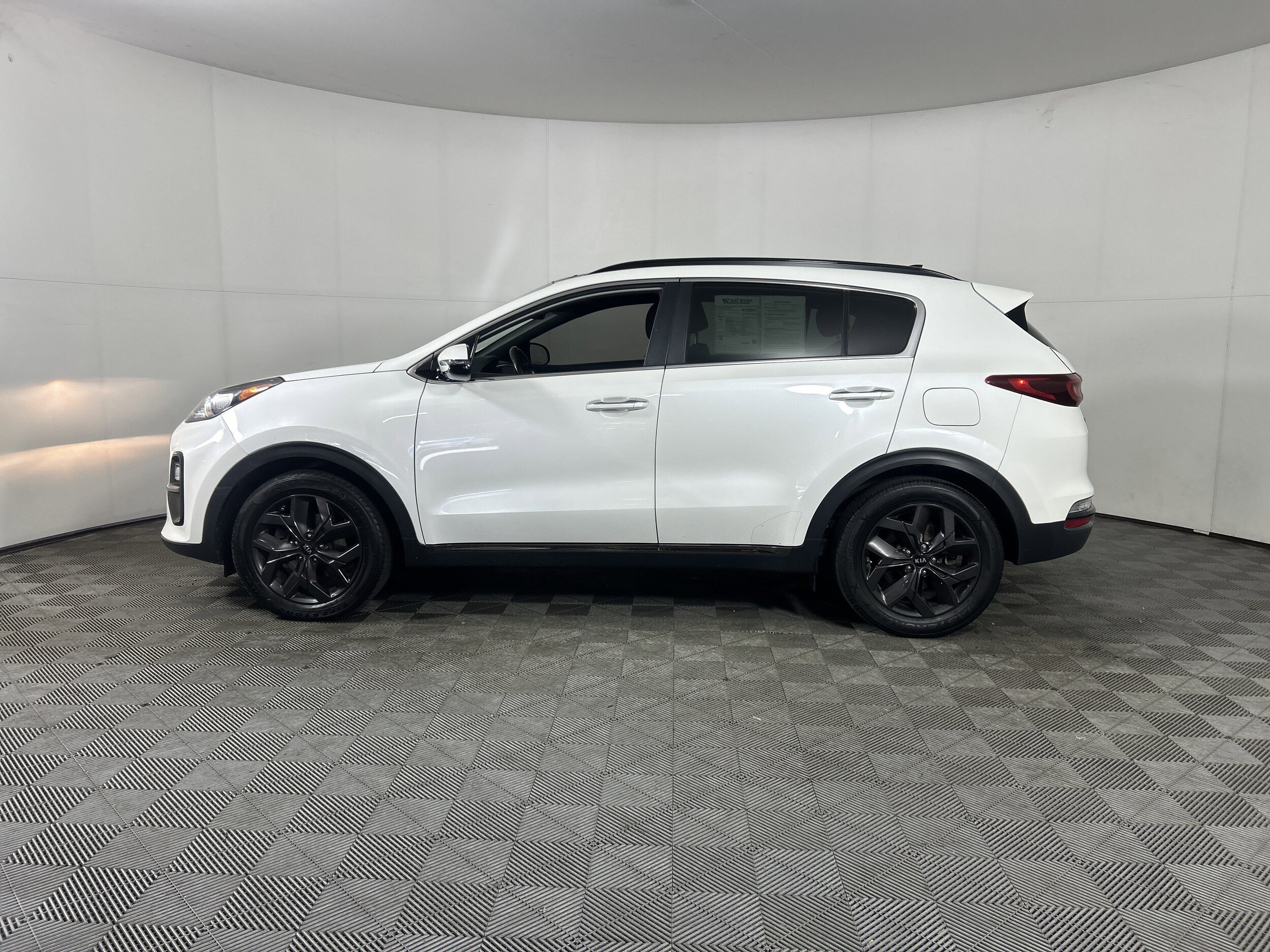2020 Kia Sportage S photo 4