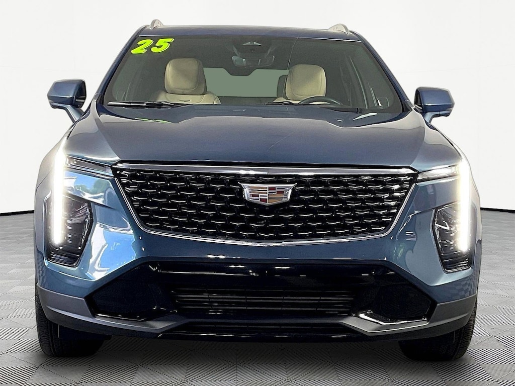 Used 2025 CADILLAC XT4 AWD 4dr Premium Luxury SUV