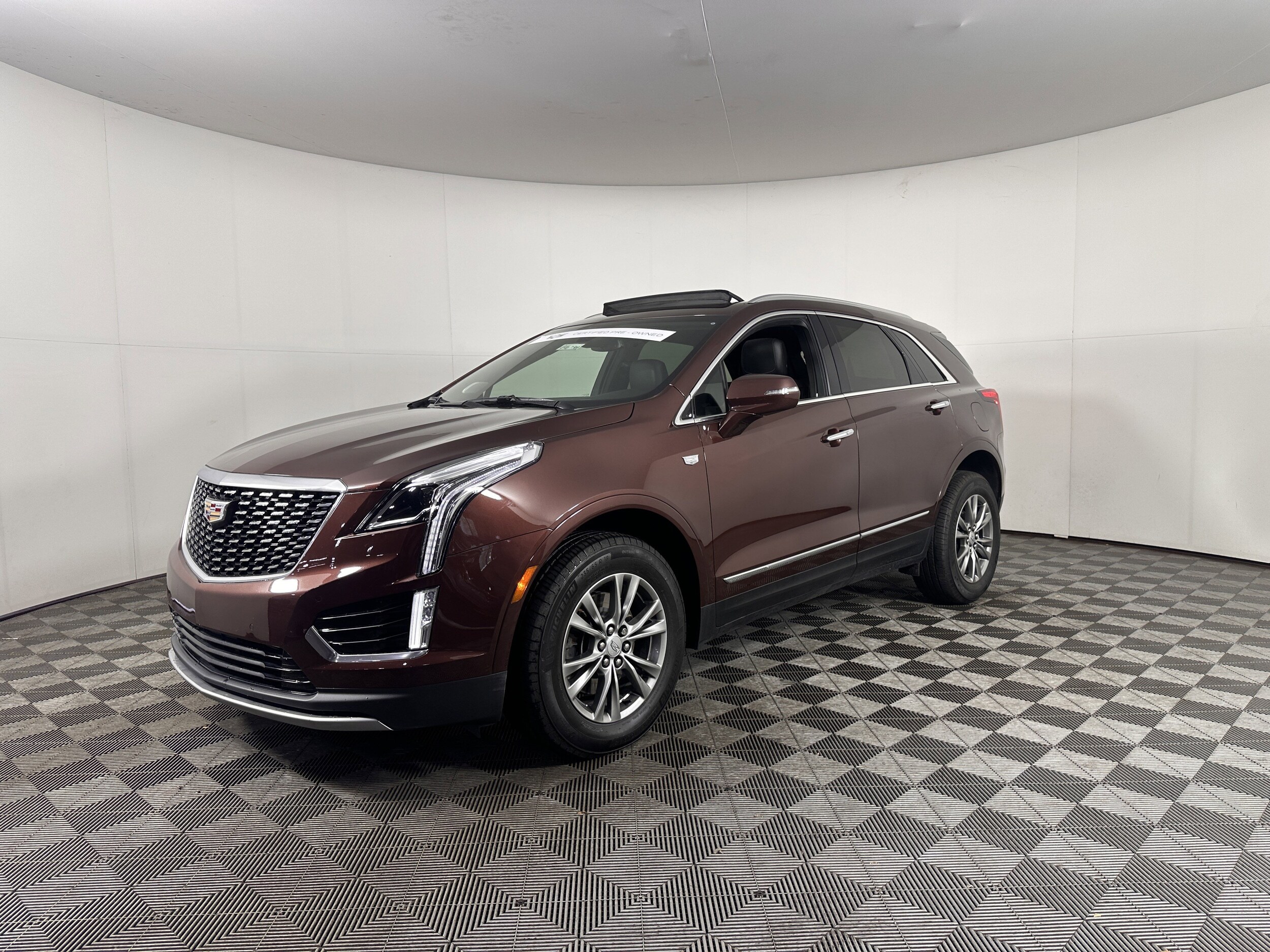 2023 Cadillac XT5 Premium Luxury photo 3