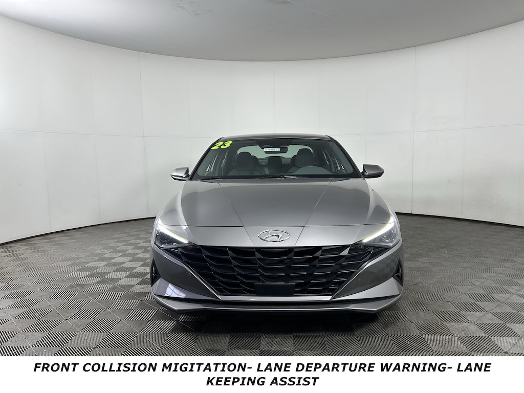 Used 2023 Hyundai Elantra SEL IVT Sedan