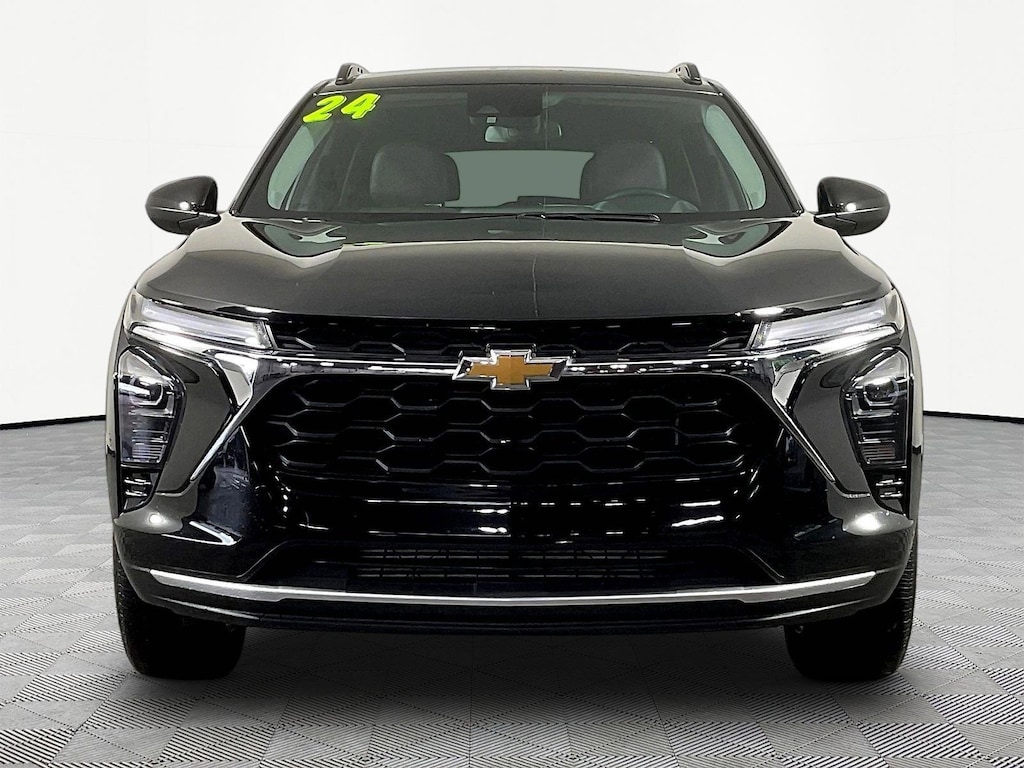 Used 2024 Chevrolet Trax FWD 4dr LT SUV