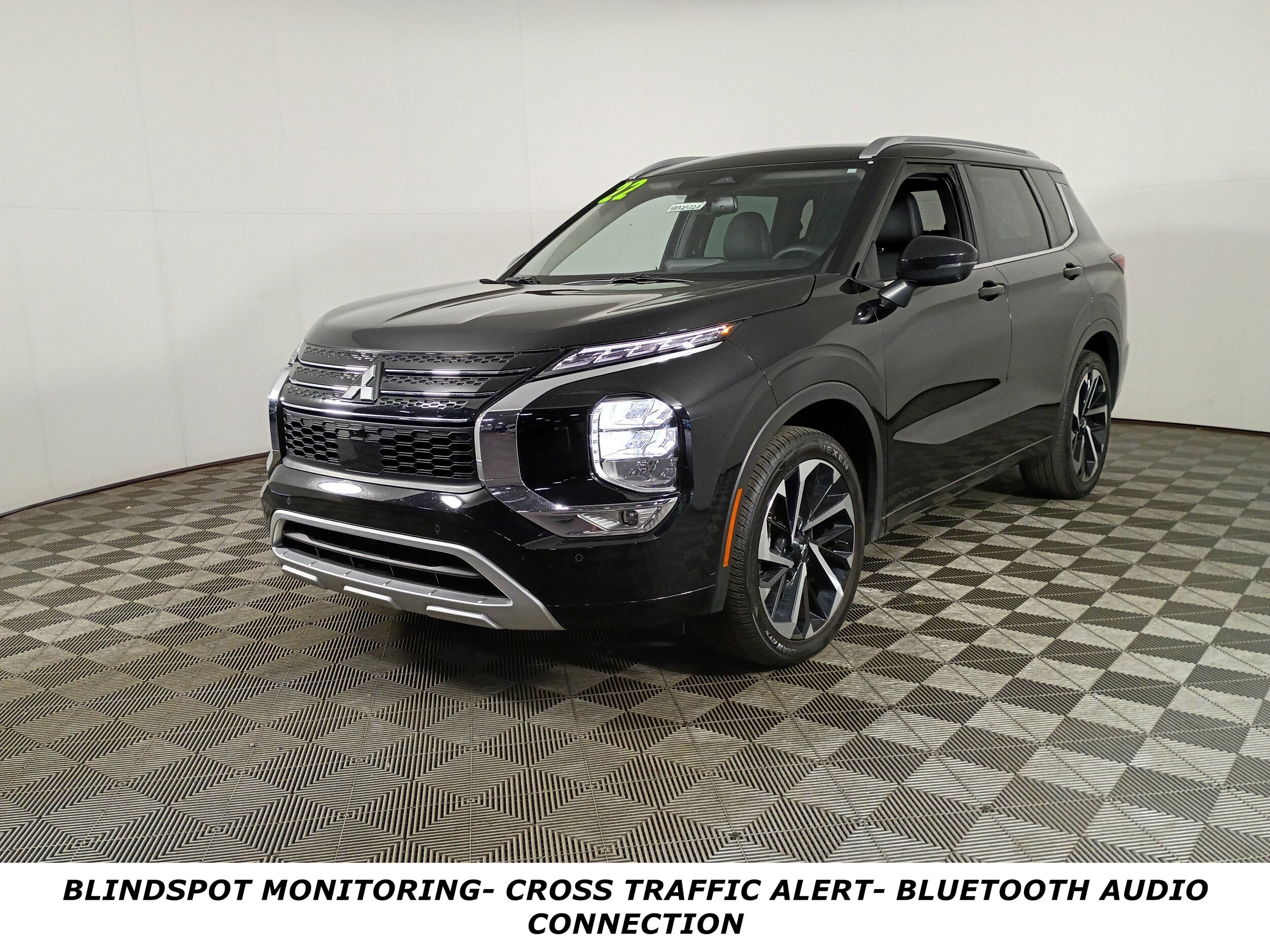 2022 Mitsubishi Outlander SEL S-AWC photo 2