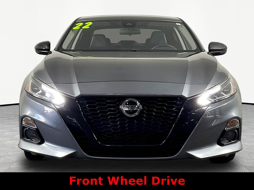Used 2022 Nissan Altima 2.5 SR Sedan Sedan