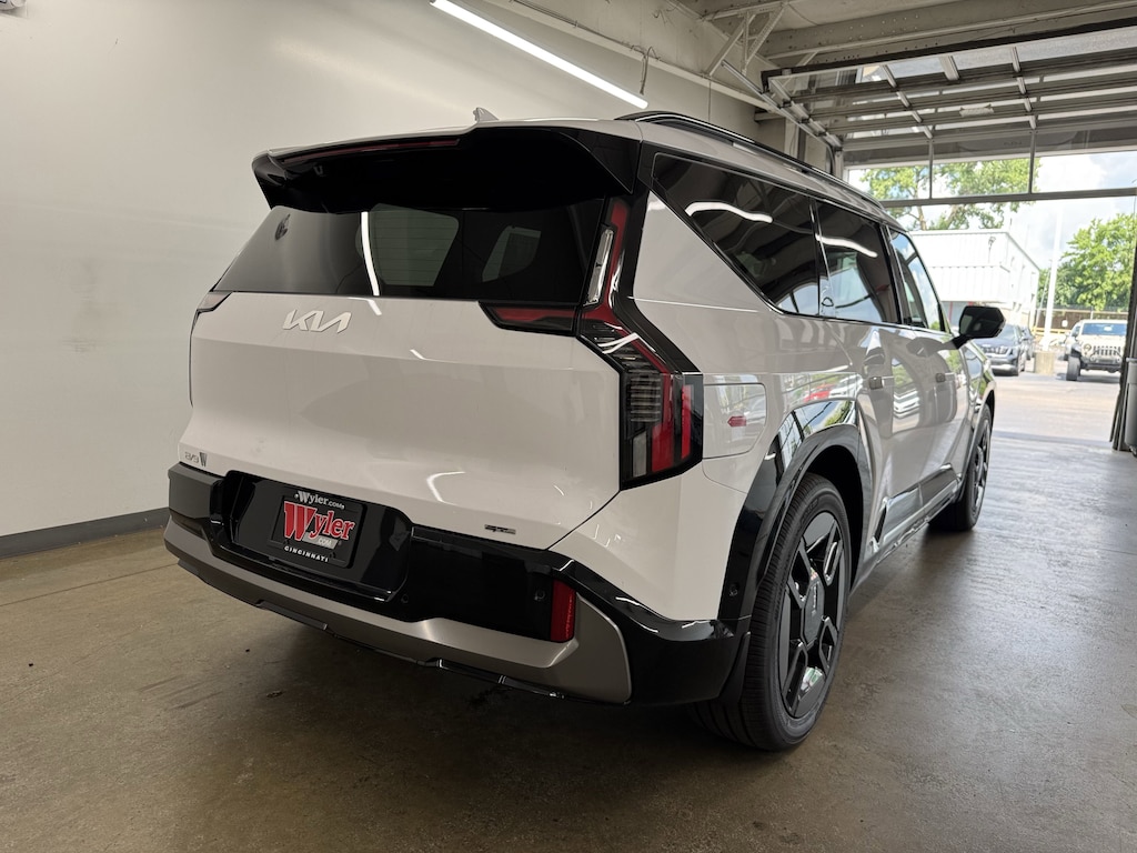New 2026 Kia EV9 GT-Line SUV