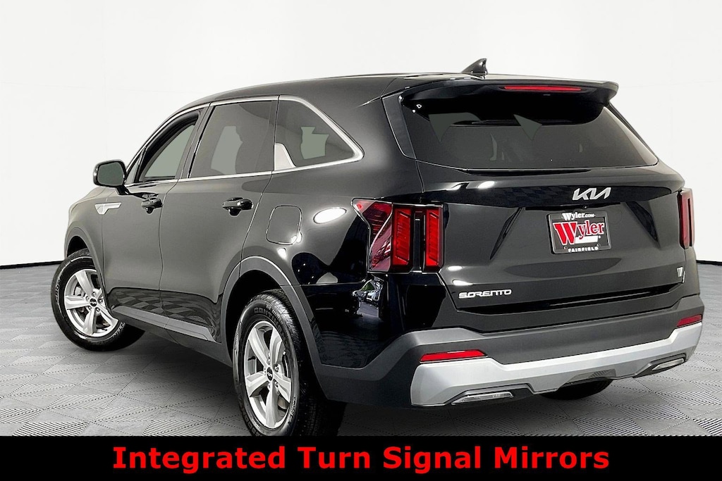 Certified 2026 Kia Sorento LX FWD SUV