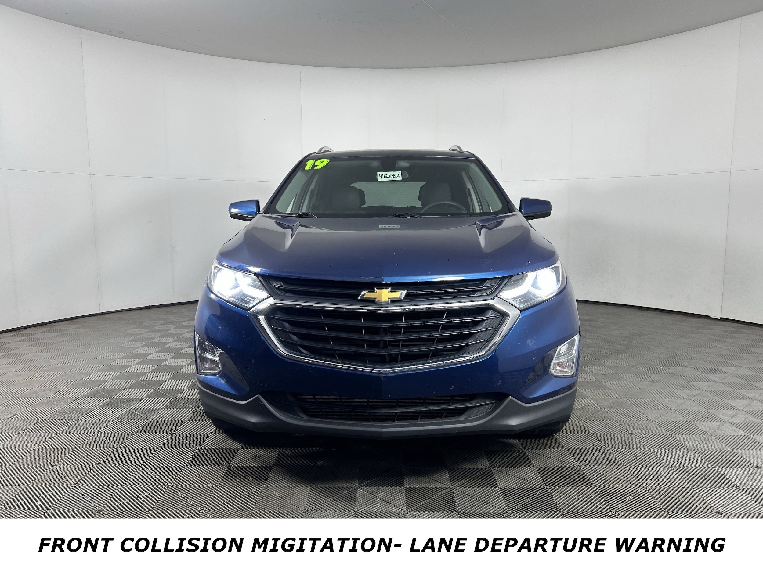 Used 2019 Chevrolet Equinox LT with VIN 3GNAXLEX6KL378635 for sale in Fairfield, OH