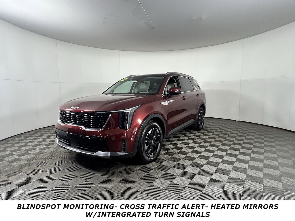 Used 2025 Kia Sorento S FWD SUV