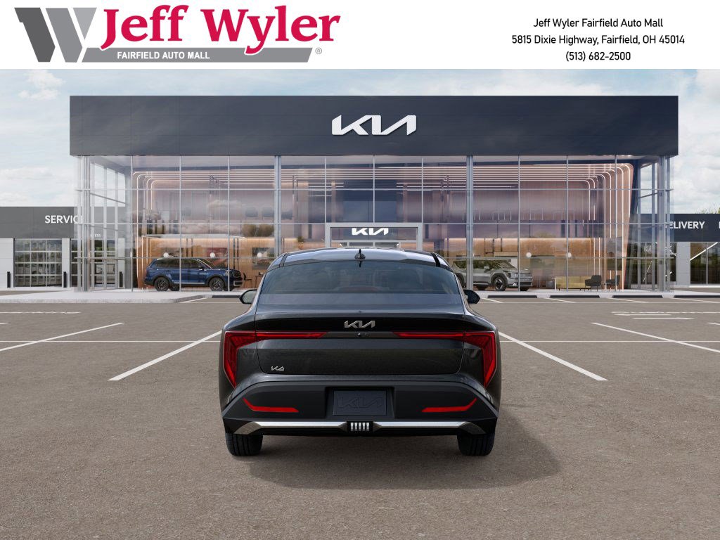 2025 Kia K4 EX photo 3