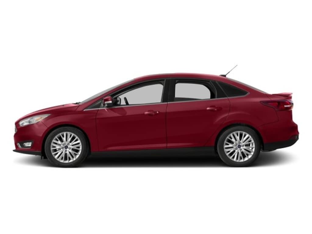 Used 2016 Ford Focus 4dr Sdn Titanium Sedan