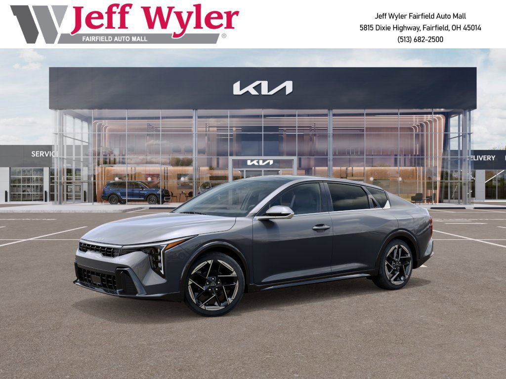 2025 Kia K4 GT-Line photo 3